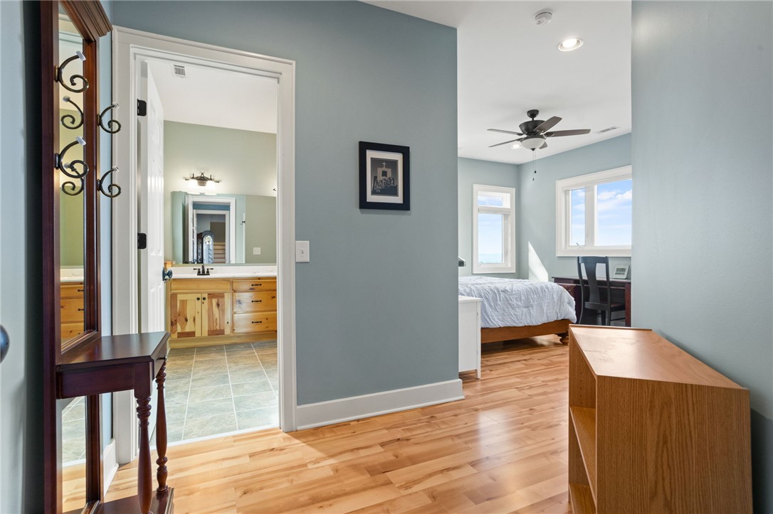 271 Jocassee Ridge Way Salem, SC 29676 - Photo 43 of 50 Basement level Bedroom #4 Suite