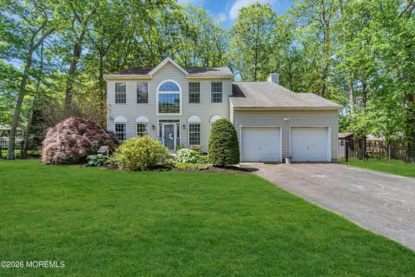 $820,000 | 15 Coral Drive, Howell, NJ 07731