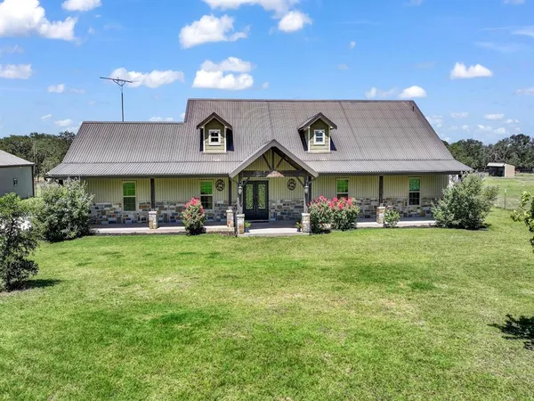 $825,000 | 854 County Road 3330, Bridgeport, TX 76426