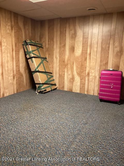 3038 Sunderland Road Lansing, MI 48911 - Photo 11 of 18 IMG_4909
