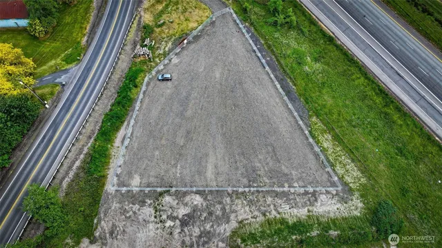 $1,600 | 7315 Old Pacific Highway North, Castle Rock, WA 98611