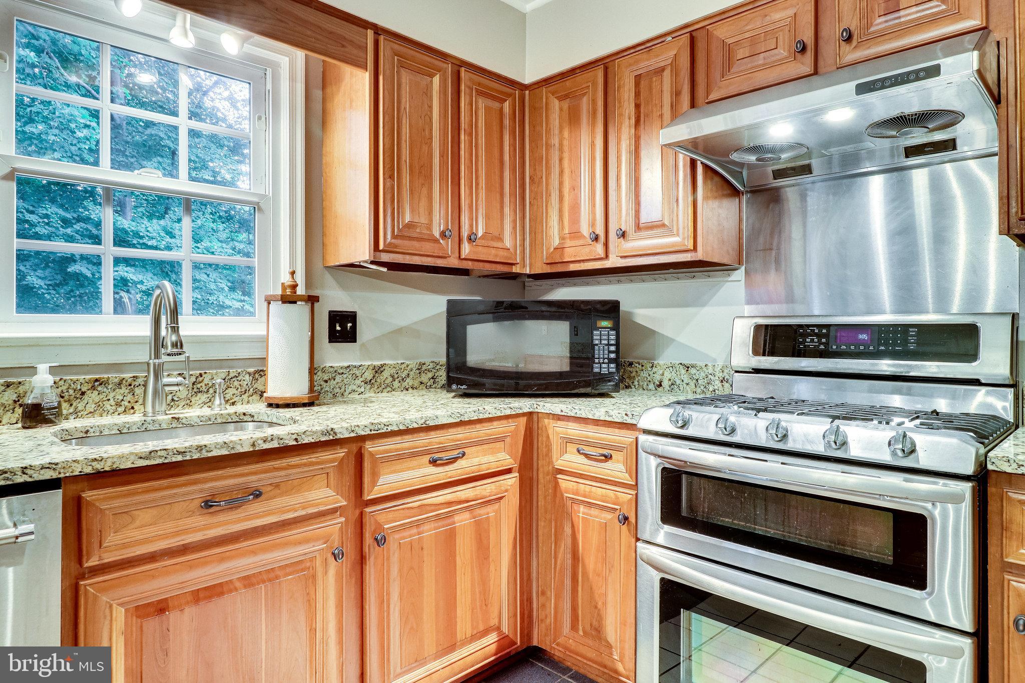 7708 Gralnick Place Springfield, VA 22153 - Photo 24 of 58 Gallery Image 24