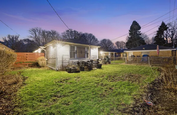 $175,000 | 9748 South Van Vlissingen Road, Chicago, IL 60617
