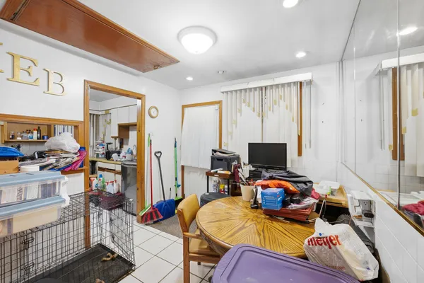 $175,000 | 9748 South Van Vlissingen Road, Chicago, IL 60617