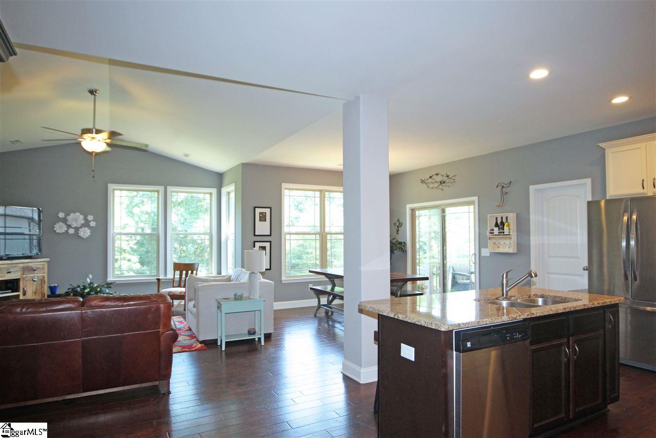 62 Rising Meadow Lane Taylors, SC 29687 - Photo 8 of 36 Gallery Image 8