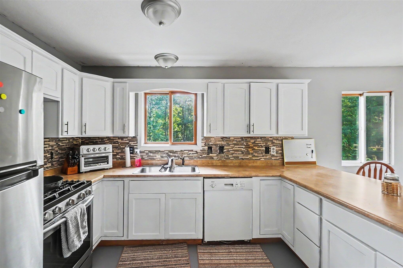 8243 Deerfield Circle East Reed City, MI 49677 - Photo 8 of 17