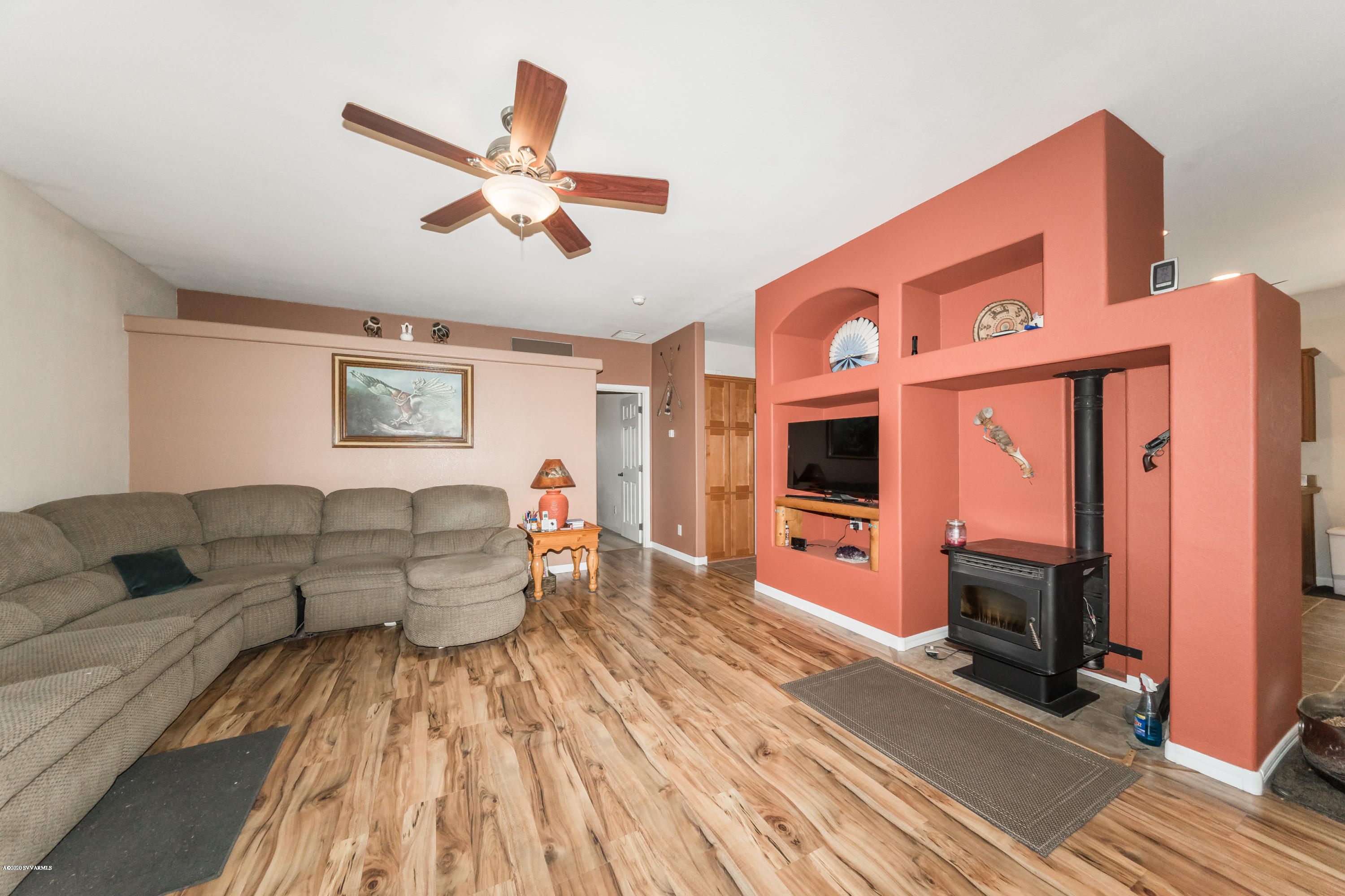 2995 North Coach Road Rimrock, AZ 86335 - Photo 7 of 25 a living room with furniture and a flat screen tv