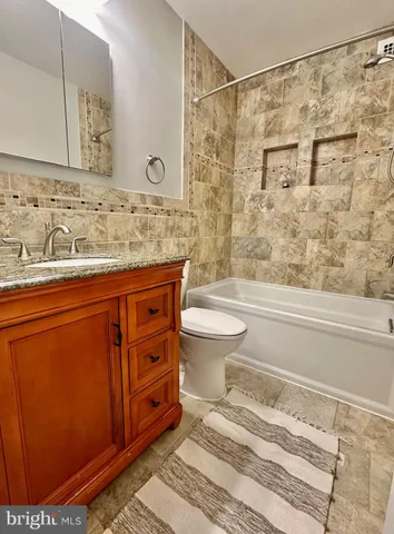 $369,500 | 4977 Battery Lane, Unit 1610, Bethesda, MD 20814