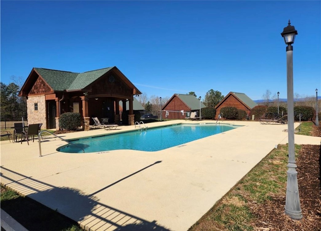 312 Killdevil Hill, Unit F Six Mile, SC 29682 - Photo 17 of 25 Gallery Image 17