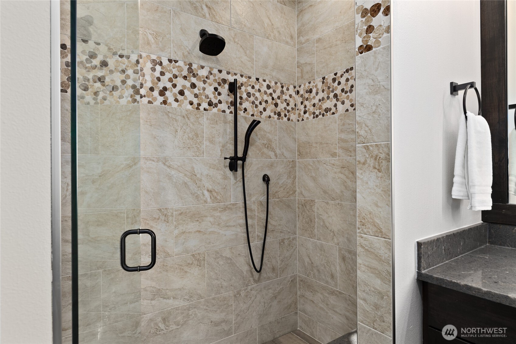 120 Rocky Run Loop Cle Elum, WA 98922 - Photo 15 of 37 a bathroom with a granite countertop shower and a mirror