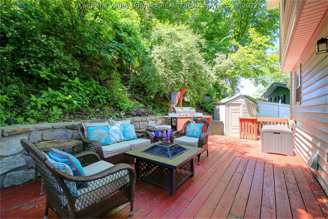 341 Eureka Road Charleston, WV 25314 - Photo 27 of 31 Gallery Image 27