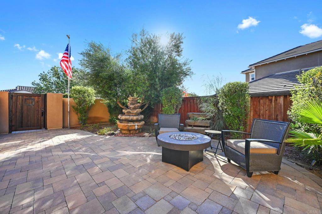 3524 North Fork Avenue Carlsbad, CA 92010 - Photo 3 of 37 a view of a backyard with sitting area