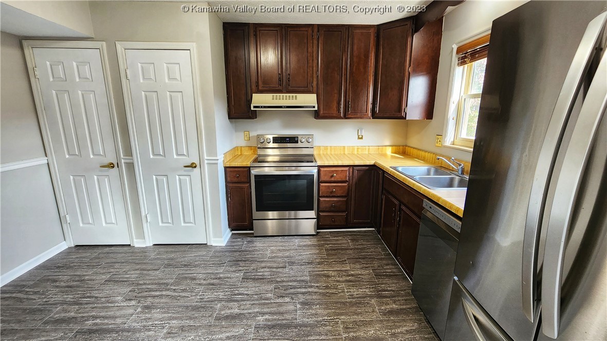 223 Jamestown Road Nitro, WV 25143 - Photo 8 of 25 Gallery Image 8
