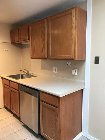 $1,975 | 96 Main Street, Unit A11, Foxboro, MA 02035