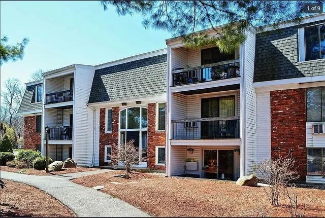 $1,975 | 96 Main Street, Unit A11, Foxboro, MA 02035
