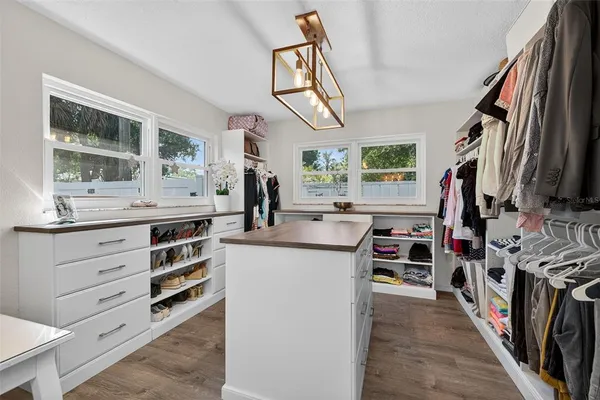 $5,000 | 1760 75th Avenue North, St. Petersburg, FL 33702