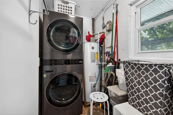 $5,000 | 1760 75th Avenue North, St. Petersburg, FL 33702