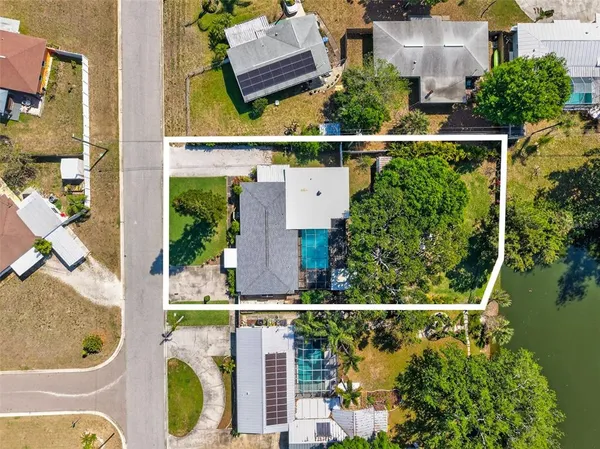 $5,000 | 1760 75th Avenue North, St. Petersburg, FL 33702