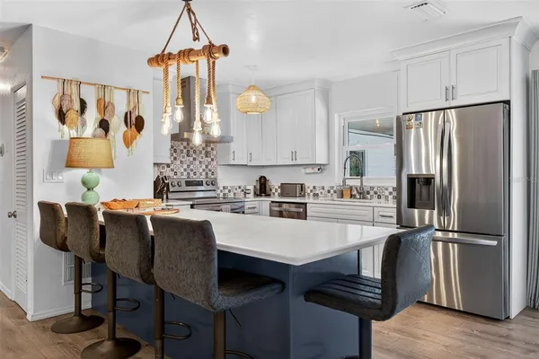 $5,000 | 1760 75th Avenue North, St. Petersburg, FL 33702