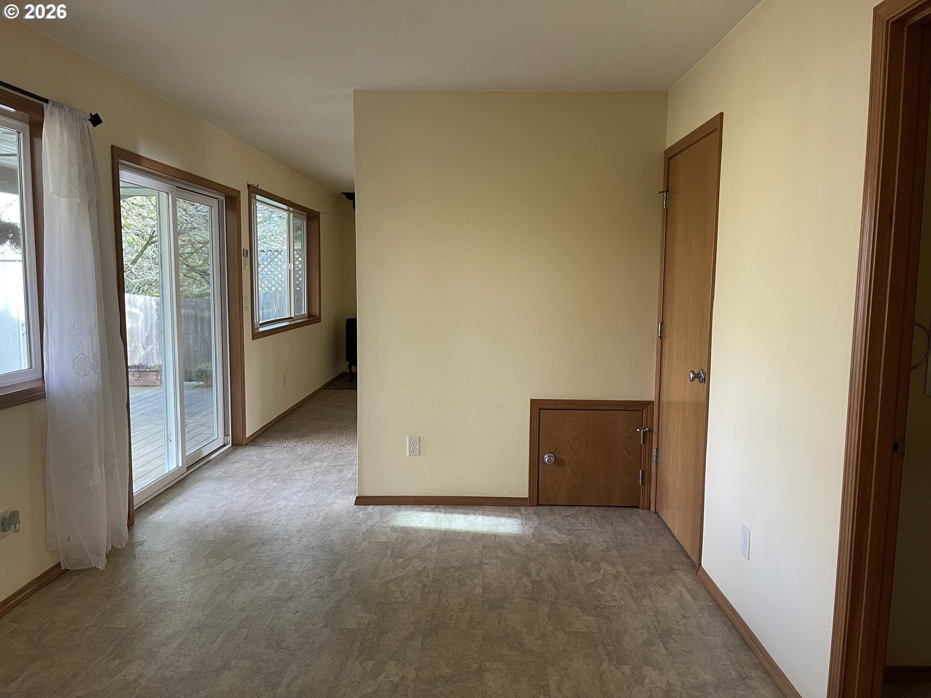 617 Southwest Monroe Street Sheridan, OR 97378 - Photo 4 of 39