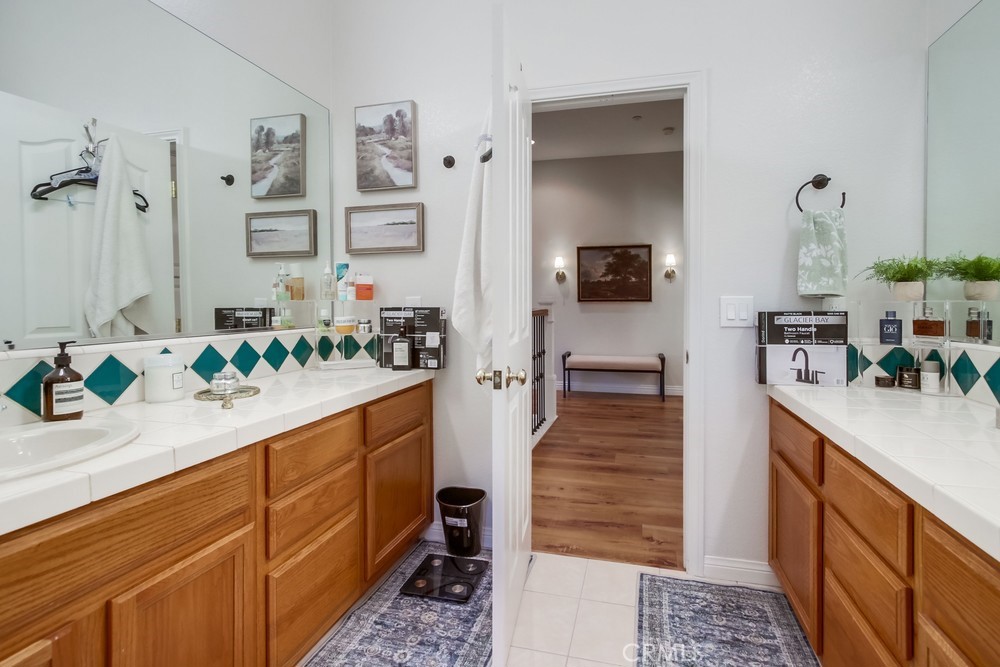 2424 Gird Road Fallbrook, CA 92028 - Photo 60 of 75 SECONDARY FULL BATH