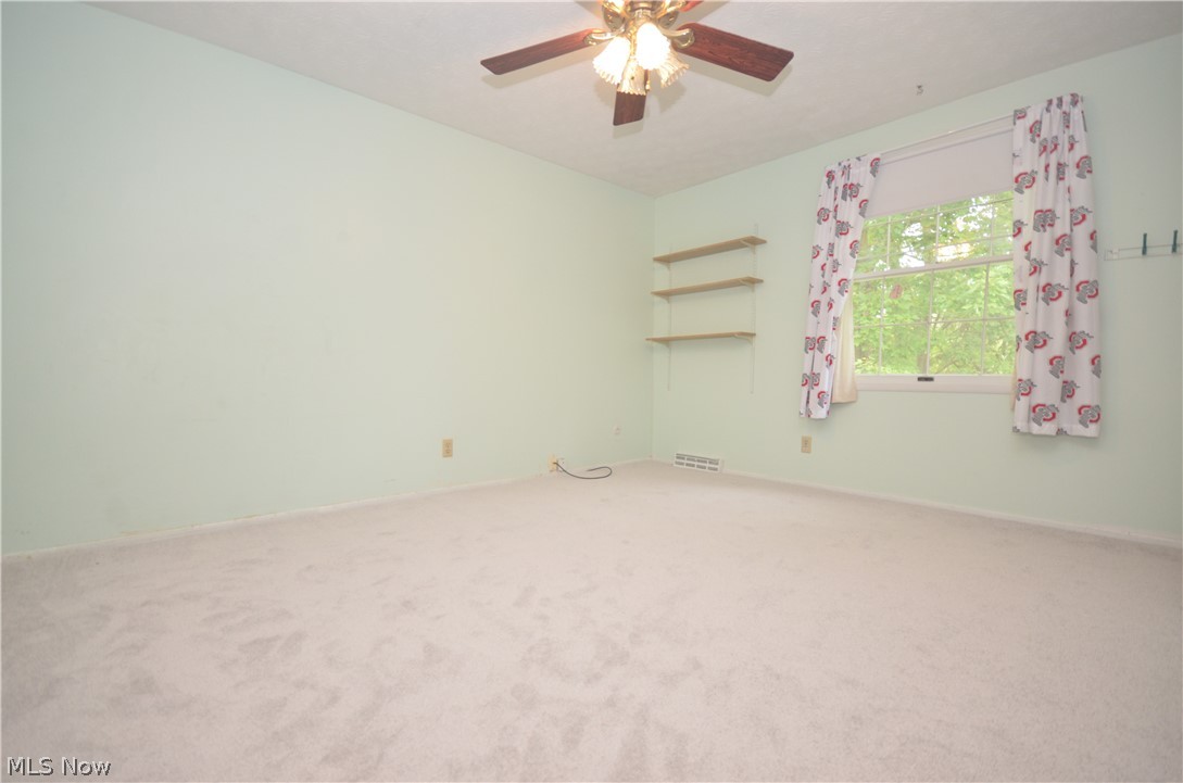 4264 Hile Road Stow, OH 44224 - Photo 13 of 34 Gallery Image 13