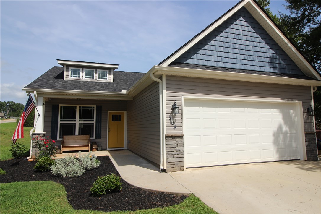 204 Malibu Road Liberty, SC 29657 - Photo 1 of 26 Gallery Image 1