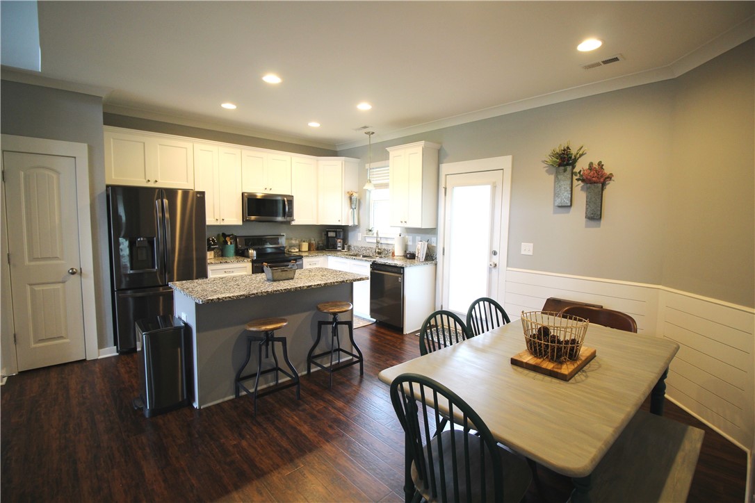 204 Malibu Road Liberty, SC 29657 - Photo 7 of 26 Gallery Image 7
