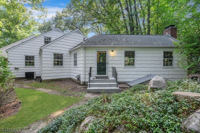 39 Lookout Road Mountain Lakes, NJ 07046 - Photo 35 of 47 Gallery Image 35