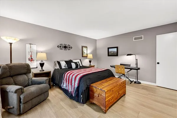 $590,000 | 8326 Richards Road, Lenexa, KS 66215