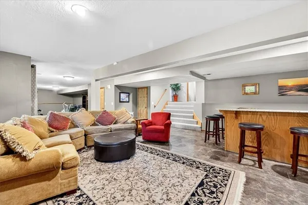 $590,000 | 8326 Richards Road, Lenexa, KS 66215