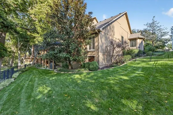 $590,000 | 8326 Richards Road, Lenexa, KS 66215