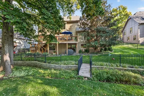 $590,000 | 8326 Richards Road, Lenexa, KS 66215