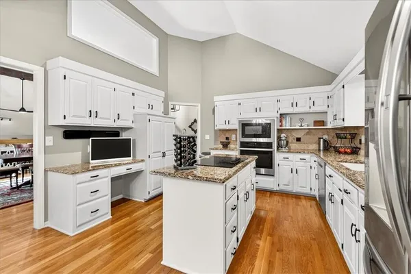 $590,000 | 8326 Richards Road, Lenexa, KS 66215
