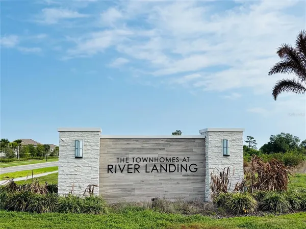 $2,100 | 2512 Paravane Way, Wesley Chapel, FL 33543