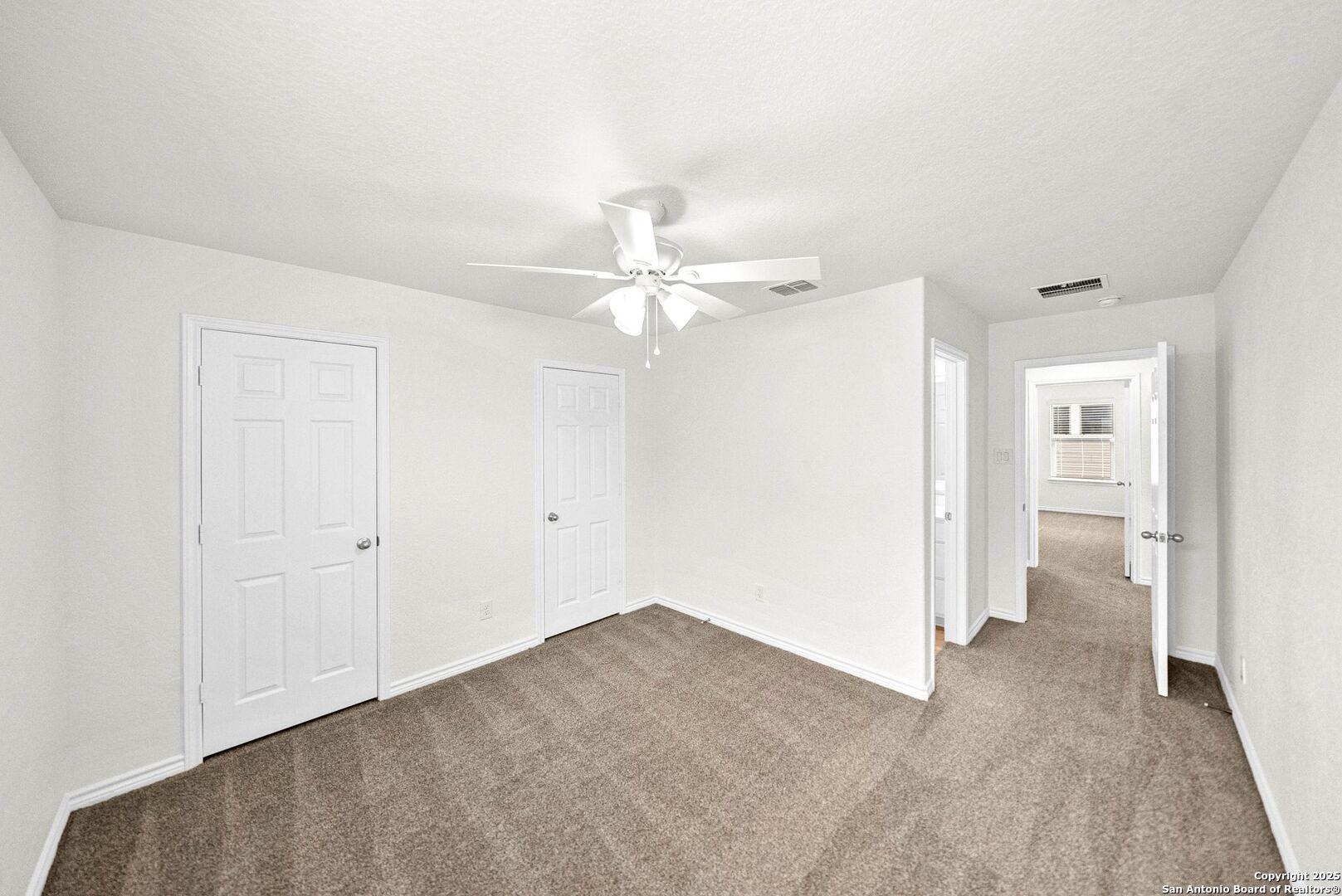 7621 Lorca Boerne, TX 78015 - Photo 40 of 46 an empty room with a bathroom