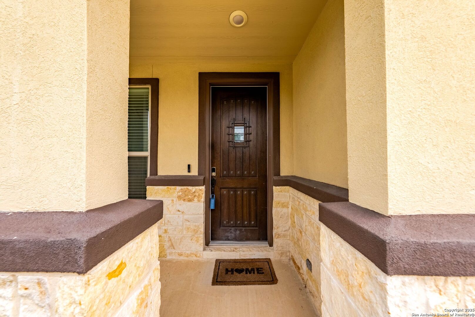 7621 Lorca Boerne, TX 78015 - Photo 4 of 46 a bathroom with a sink and a mirror