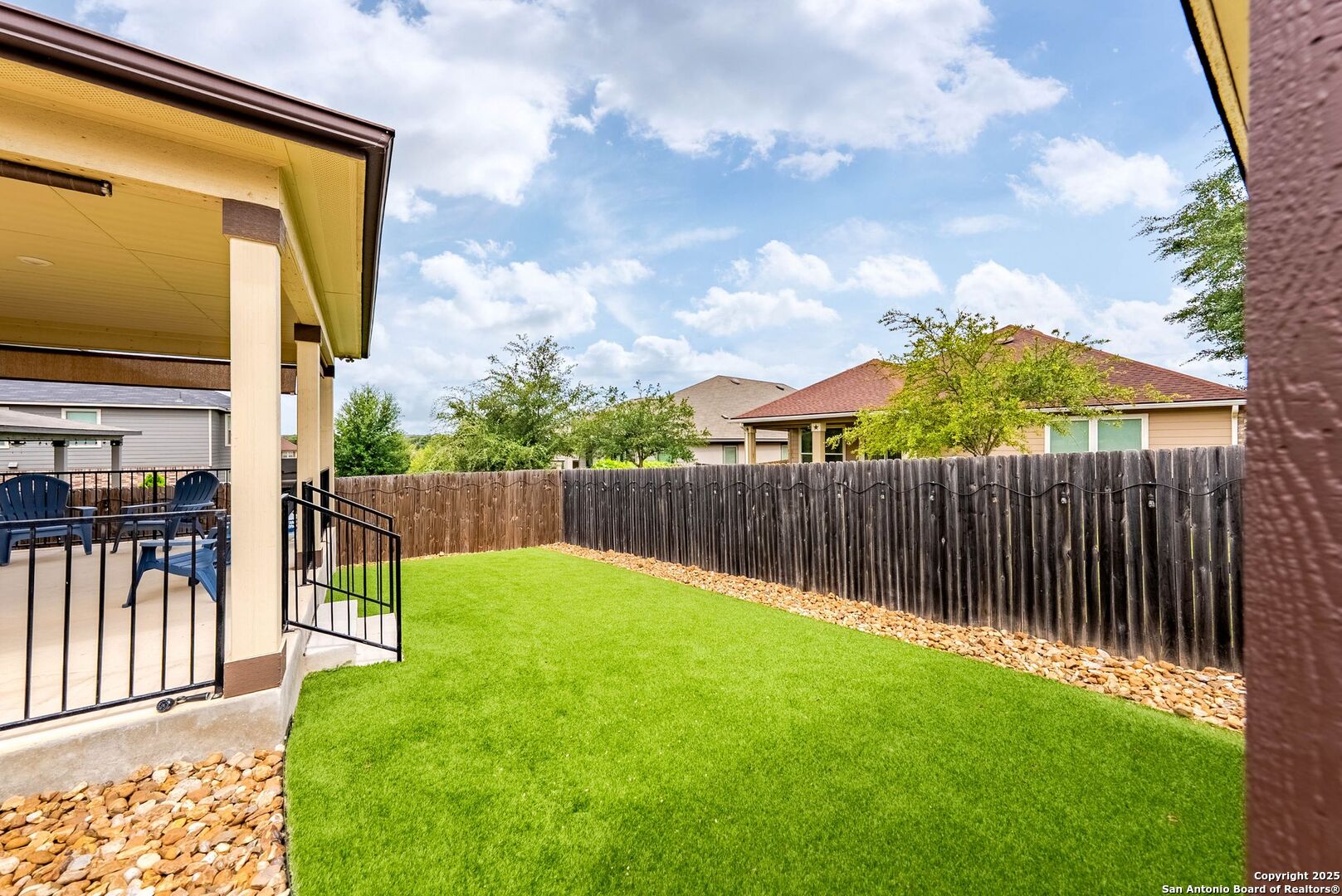 7621 Lorca Boerne, TX 78015 - Photo 45 of 46 a view of a backyard with a garden