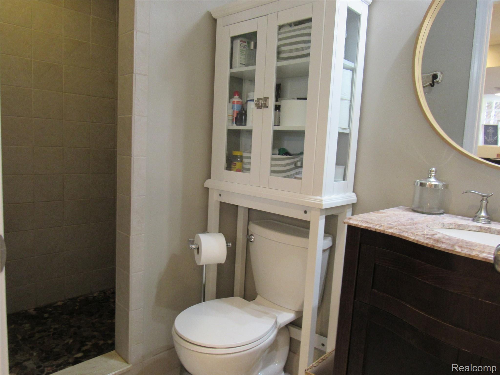 36228 Smithfield Road Farmington, MI 48335 - Photo 48 of 67 IMG_1057.JPG