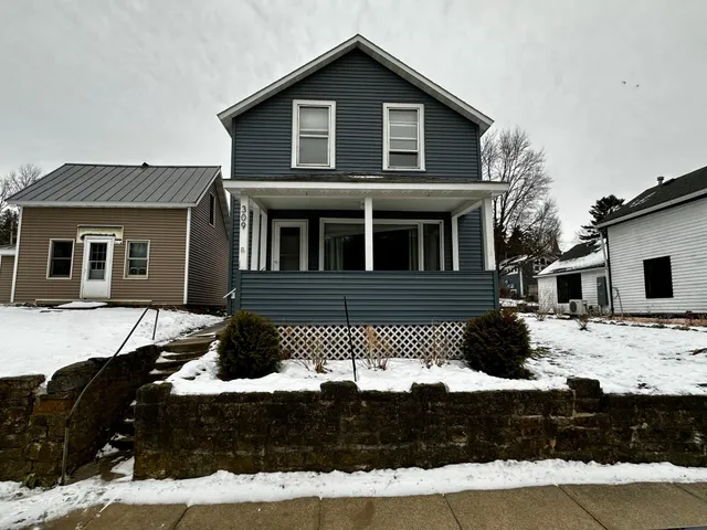 $182,500 | 309 Coffee Street East, Lanesboro, MN 55949