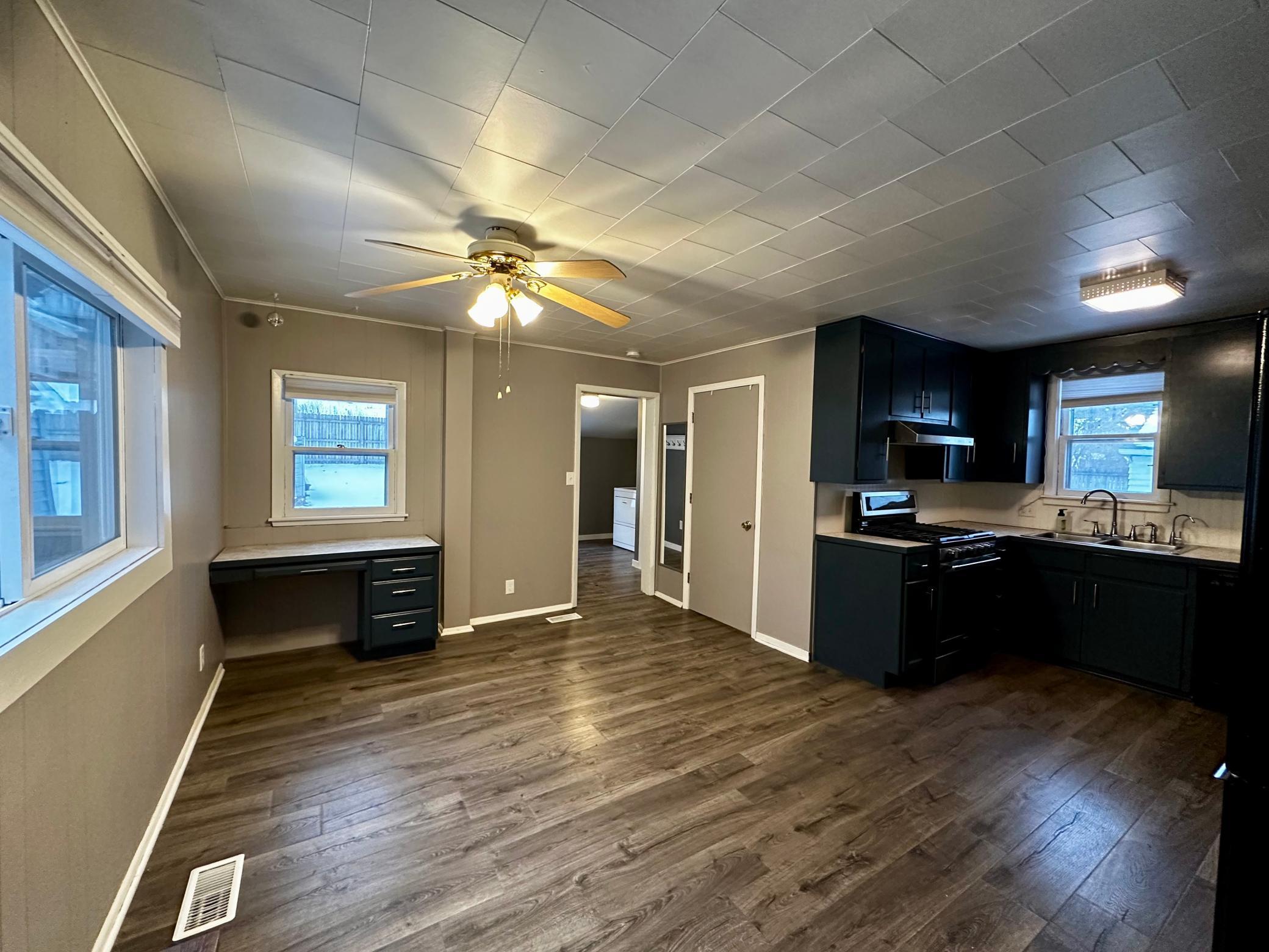 309 Coffee Street East Lanesboro, MN 55949 - Photo 7 of 31