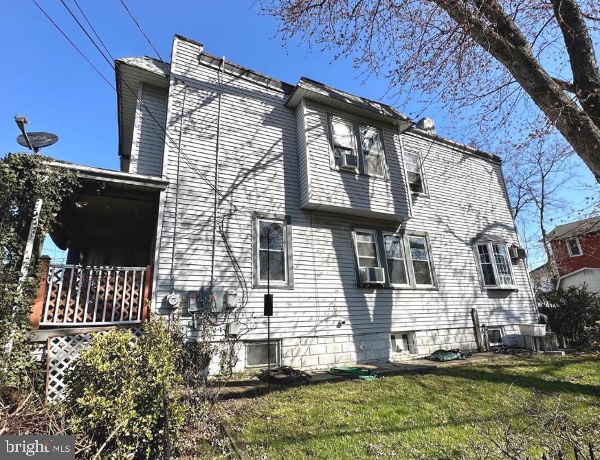 4566 Harding Road Pennsauken, NJ 08109 - Photo 2 of 20 Side of House