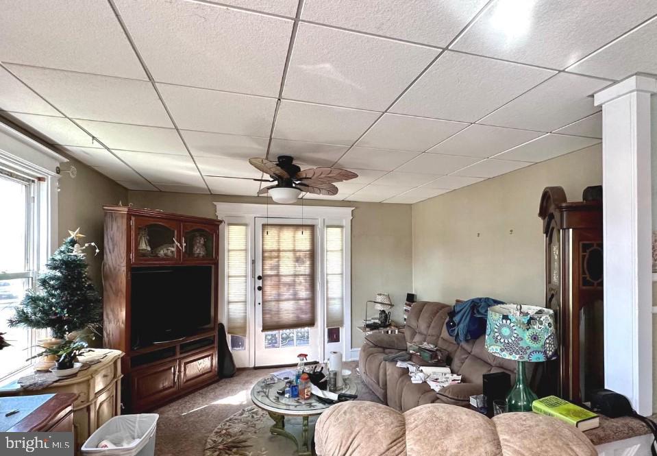 4566 Harding Road Pennsauken, NJ 08109 - Photo 7 of 20 Living Room
