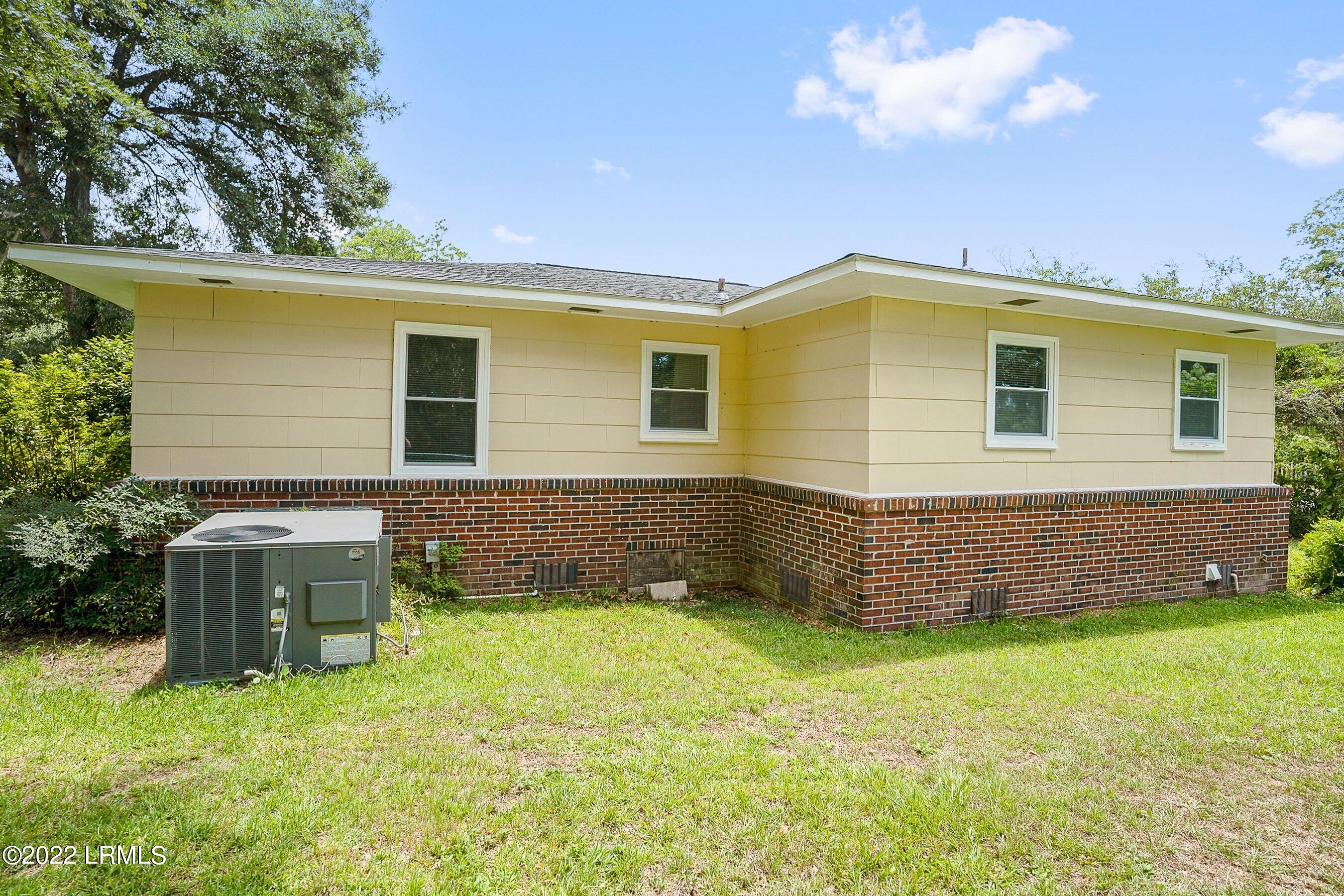 1502 State Rd S-7-202 Beaufort, SC 29902 - Photo 26 of 28 DSC01897-146-1.jpg-SMALL