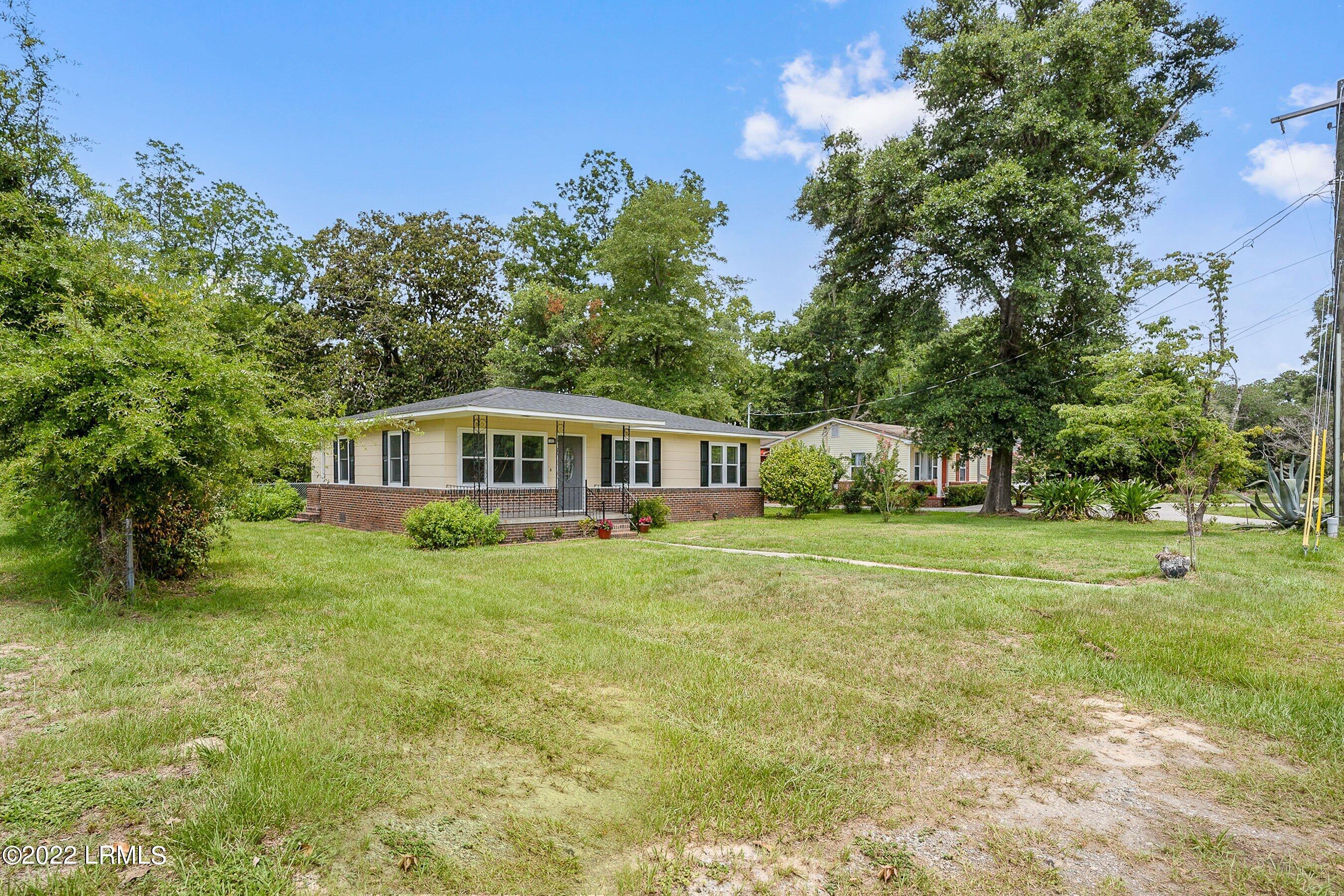 1502 State Rd S-7-202 Beaufort, SC 29902 - Photo 6 of 28 DSC01737-36-1.jpg-SMALL