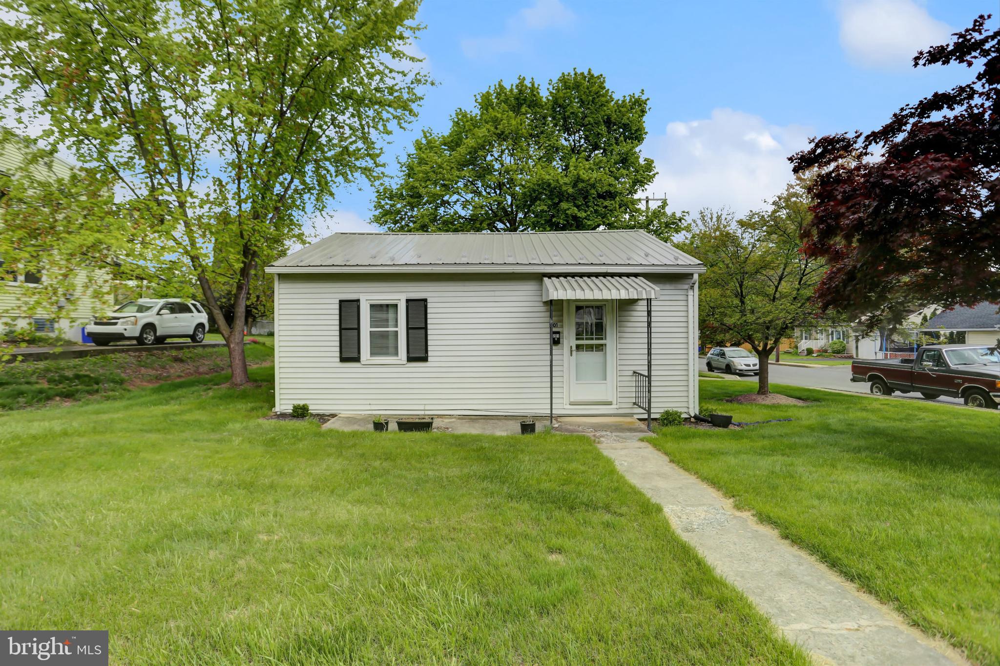 201 Roxbury Road Shippensburg, PA 17257 - Photo 2 of 31 Gallery Image 2