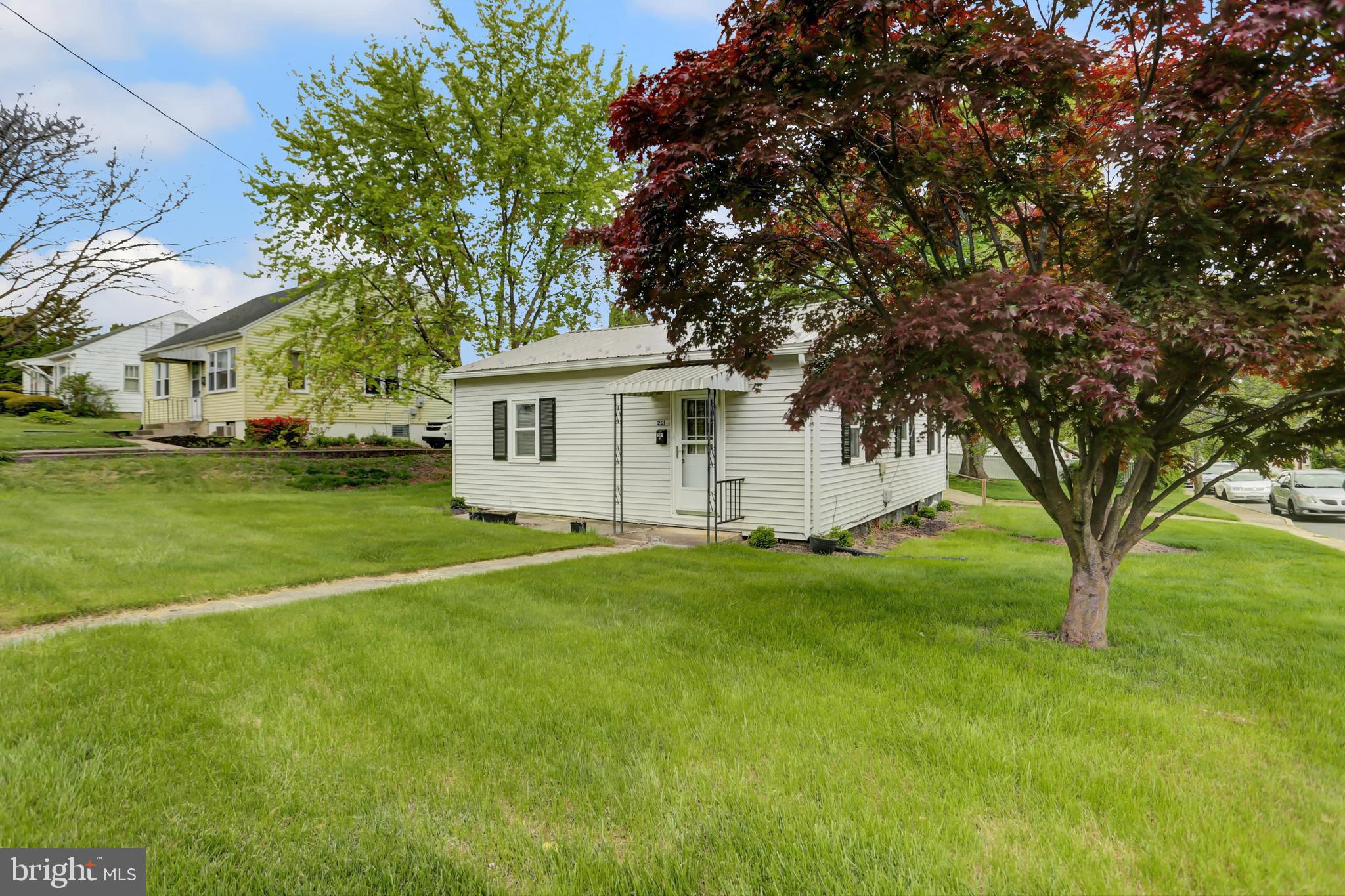 201 Roxbury Road Shippensburg, PA 17257 - Photo 3 of 31 Gallery Image 3