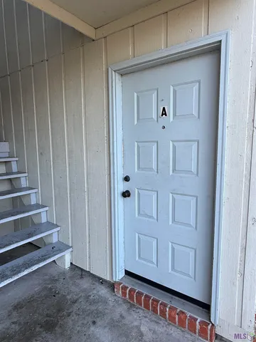 $900 | 286 Monarch Drive, Unit A, Houma, LA 70364