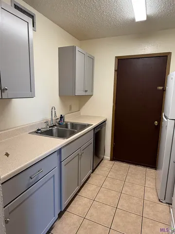 $900 | 286 Monarch Drive, Unit A, Houma, LA 70364
