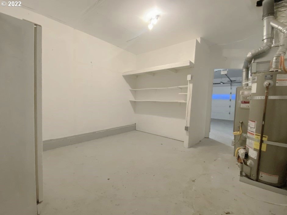 1452 Quinn Road Woodburn, OR 97071 - Photo 20 of 22 Storage